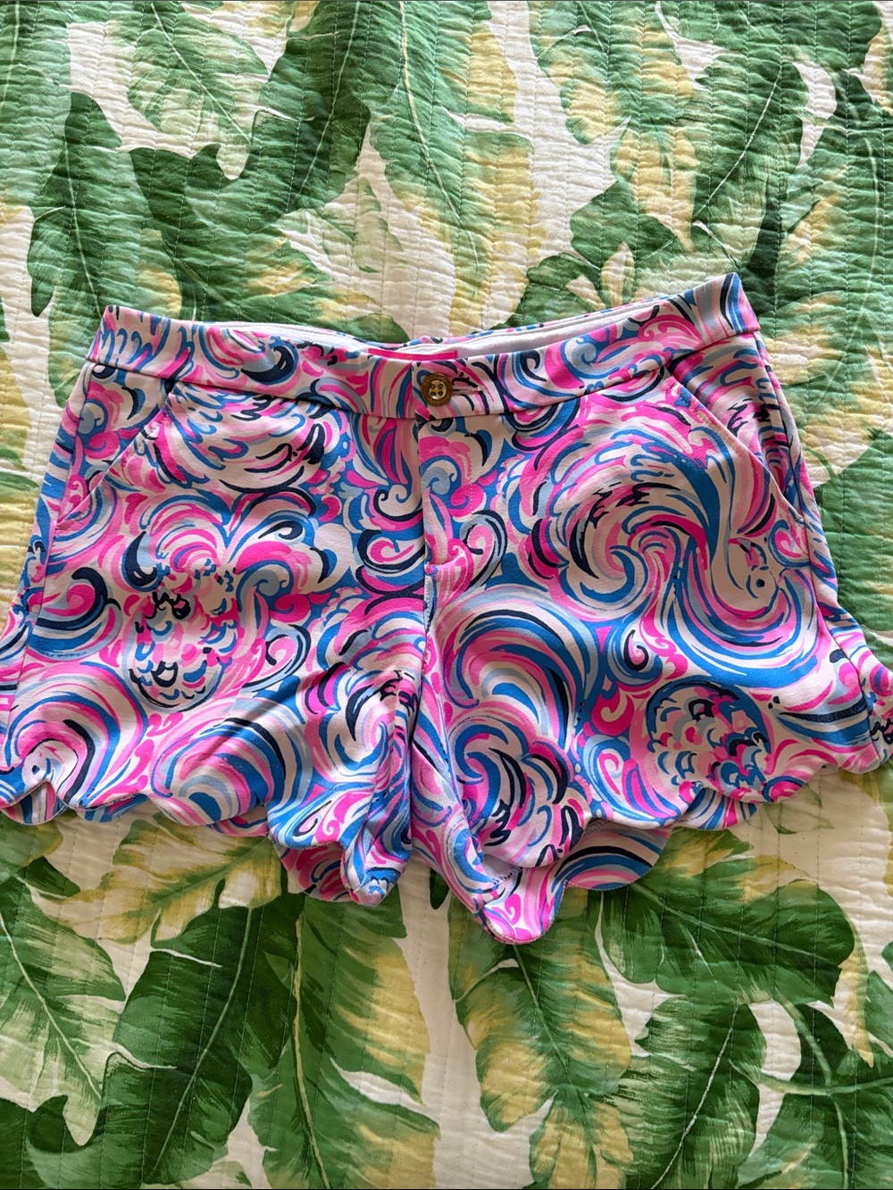 Lilly Pulitzer Pink & Blue Swirl Scalloped Hem Shorts